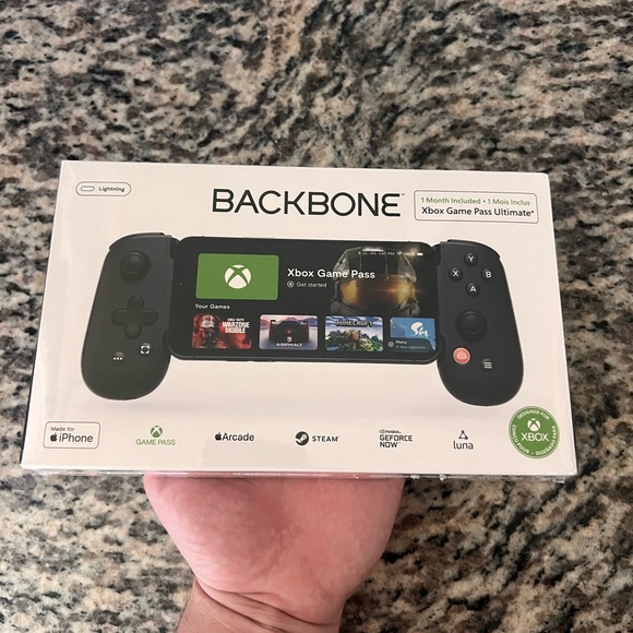 Backbone Black Handheld Gaming Console for iPhone - Picture 3 of 3